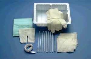BUSSE TRACHEOSTOMY CARE SET WITH GLOVES  (24)