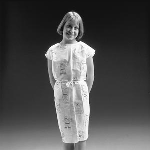 GRAHAM MEDICAL QUALITY PEDIATRIC EXAMINATION GOWNS